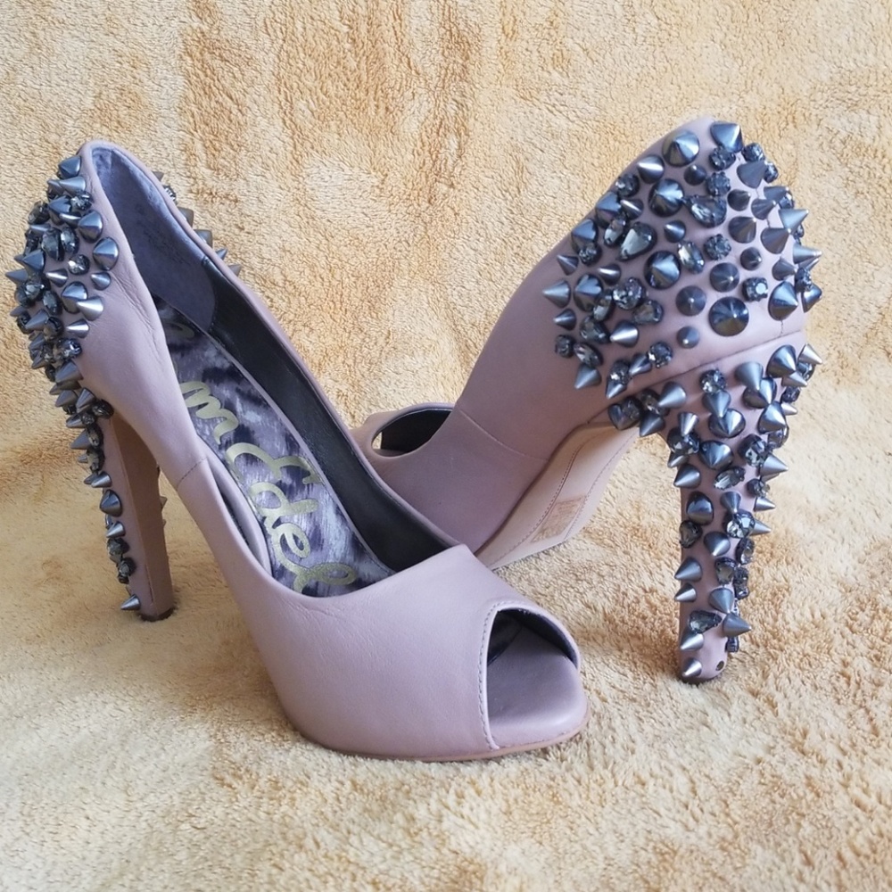 Wam Edelman Lorissa Nude Leather Spiked Heel Pumps